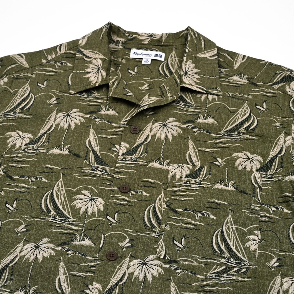 Reyn Spooner x Uniqlo‎ Hawaiian Shirt Mens XS Sail Boat Palm Summer Camp Collar